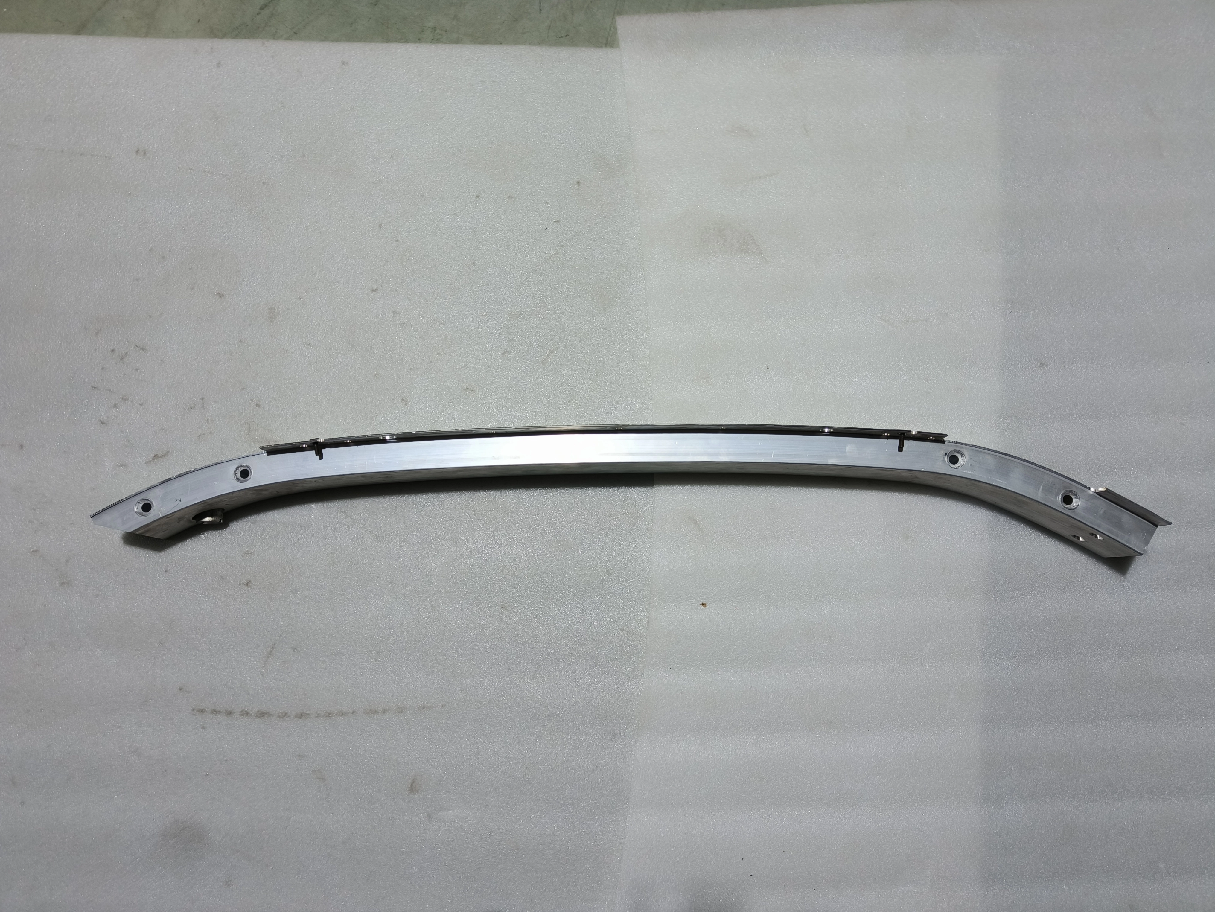 Voor S60 2021 voorframe 31463938