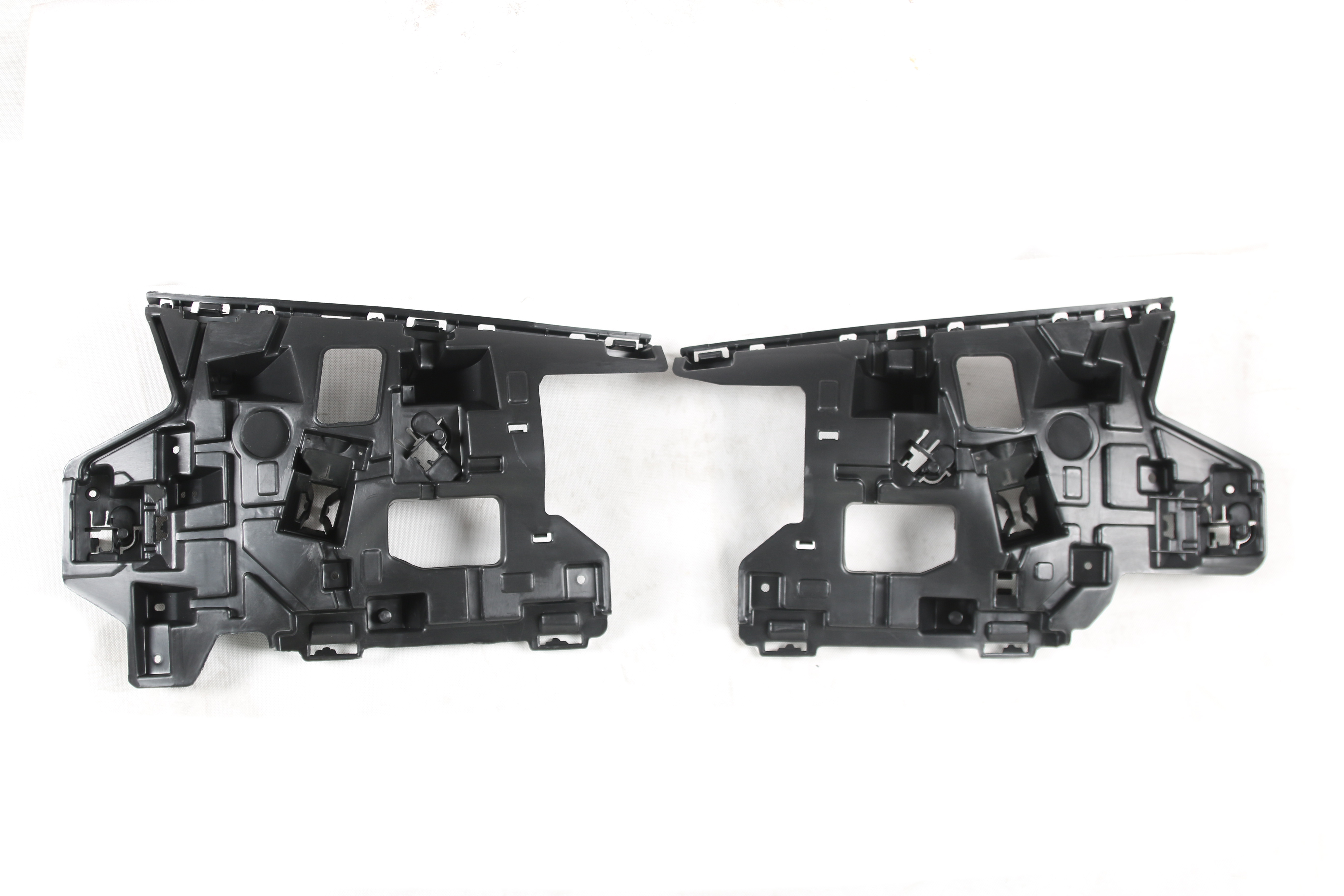 กันชนหน้าไฟหน้าBracket 31425001/31283740 31425002 FitสำหรับVolvo V40 2013-2019