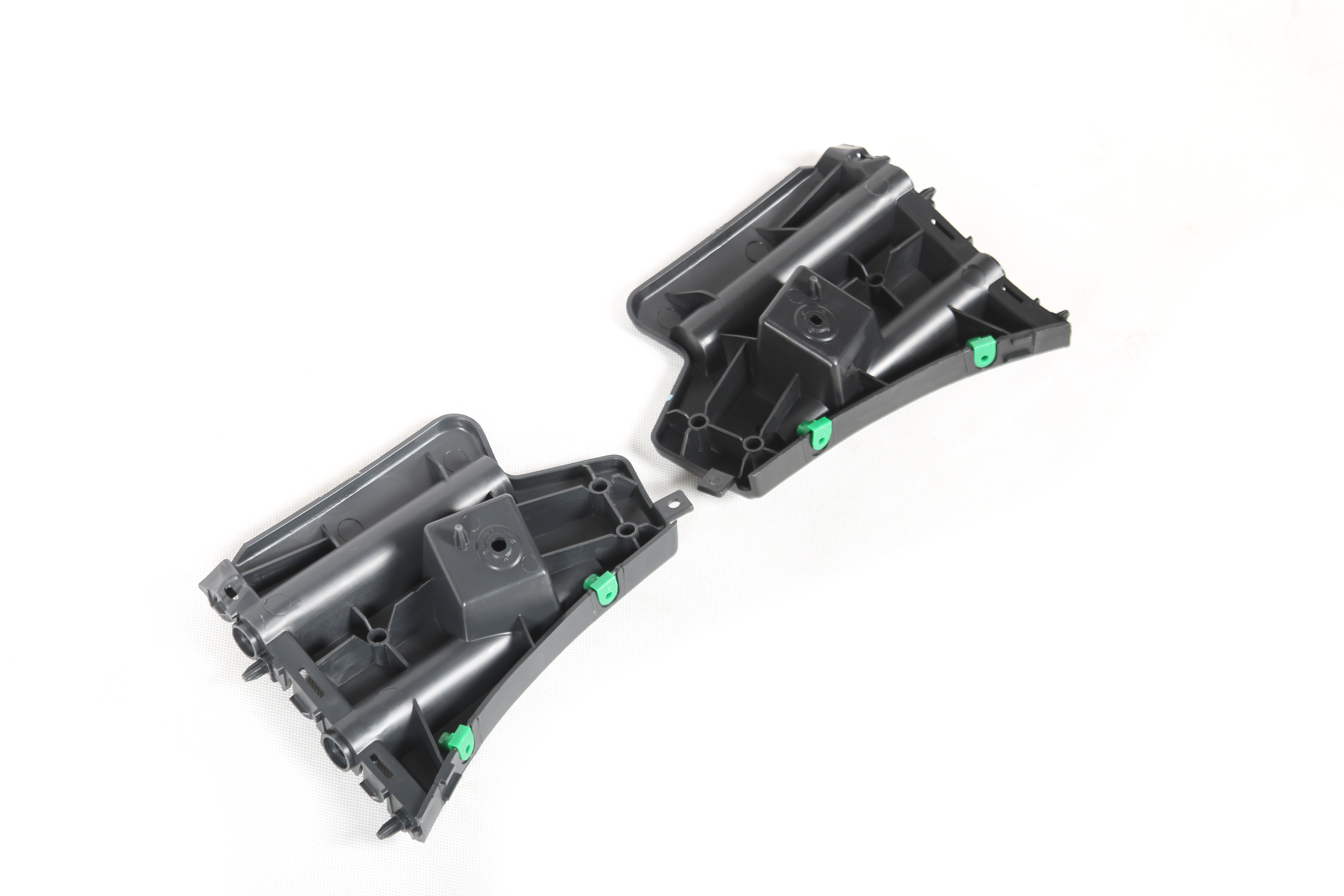 Bildelar fr&auml;mre st&ouml;tf&aring;ngarf&auml;ste L/R 30795048 30795049 Passar f&ouml;r Volvo S60/V60 2011-2013