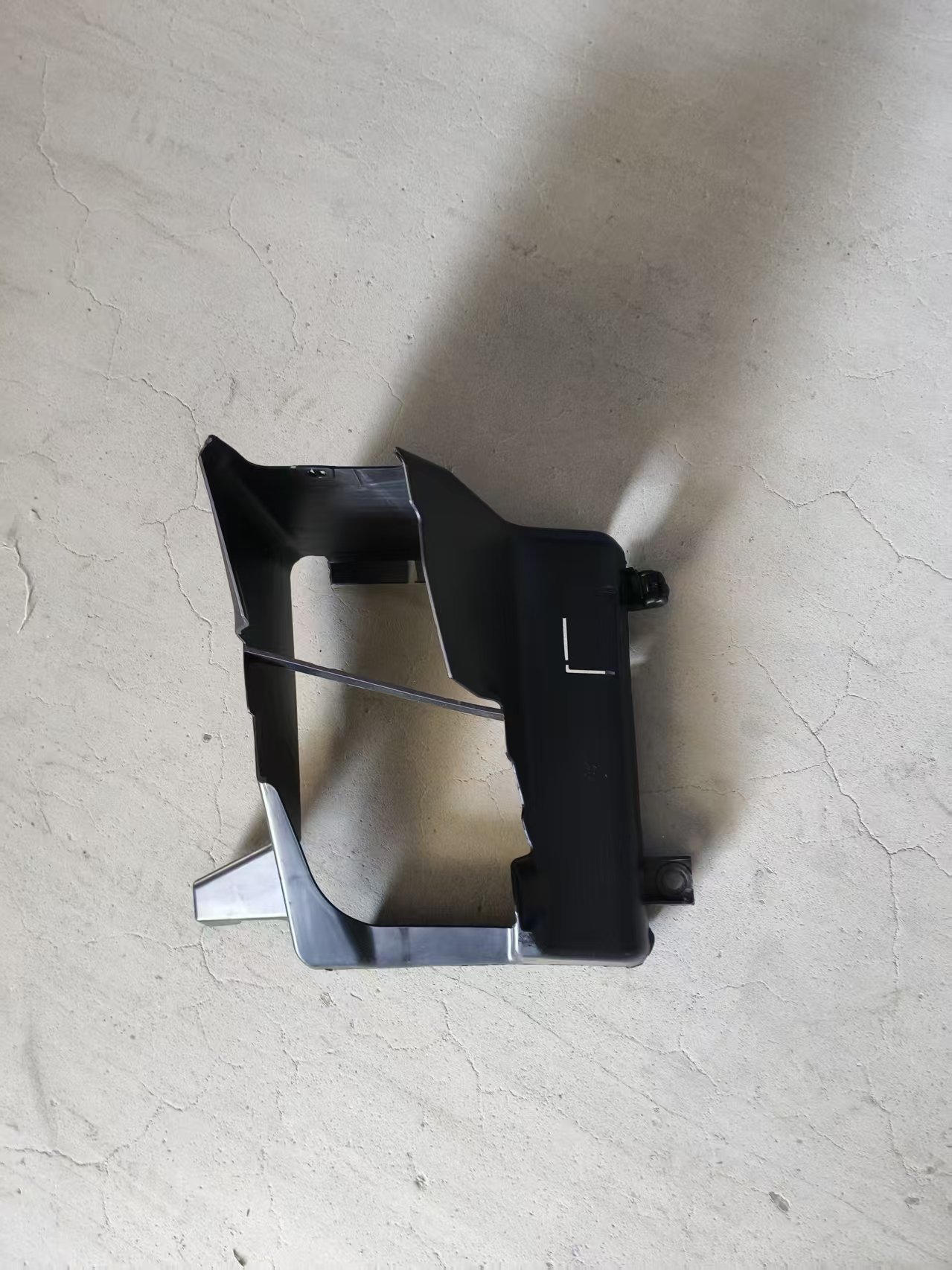 Подходит для воздуховода BMW F18.